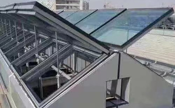 电动西和排烟窗适合安装在什么地方